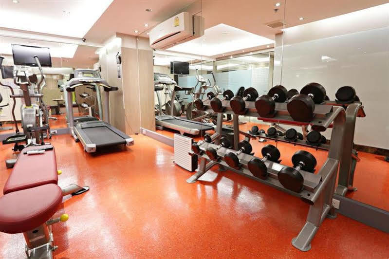 V Residence Serviced Apartment Bangkok Luaran gambar