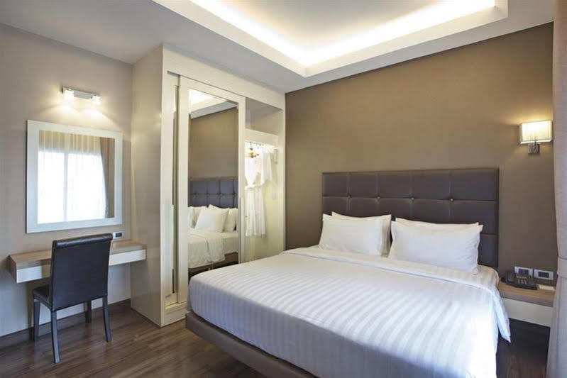 V Residence Serviced Apartment Bangkok Luaran gambar