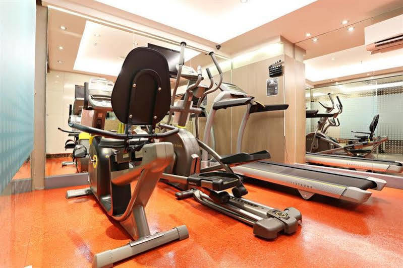 V Residence Serviced Apartment Bangkok Luaran gambar