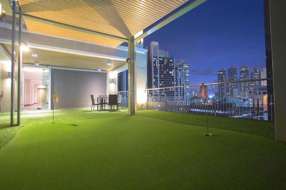 V Residence Serviced Apartment Bangkok Luaran gambar