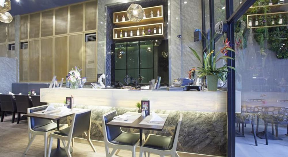 V Residence Serviced Apartment Bangkok Luaran gambar